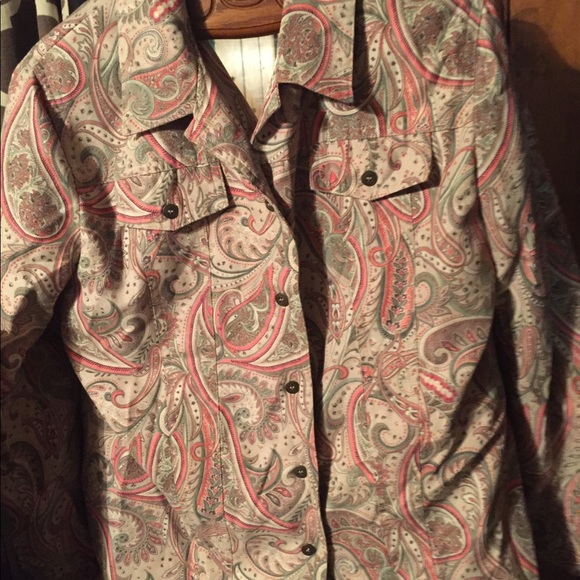 Jacket - Picture 3 of 5